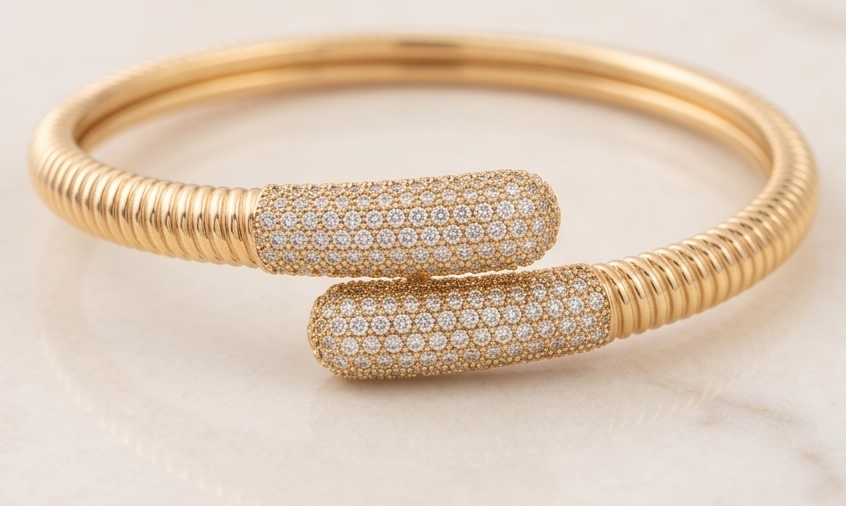 Luminous Elegance Gold‑Linked Bracelet